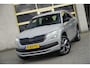Skoda Kodiaq 1.5 TSI 150PK! Automaat Sportline Business BJ2021 Lmv 19" | Led V+A | Pdc | Keyless entry | Elek. trekhaak | Achteruitrijcamera | App-Connect | Navi | Virtual cockpit | Dashboard verlichting | Elek. Be stoel+Mem | Verwarmde voorstoelen | Zwarte hemel