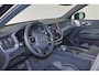 Volvo XC60 T6 Recharge AWD Ultra Black Edition - Panorama/schuifdak - IntelliSafe Assist & Surround - 360º Camera - Bowers & Wilkins audio - Adaptieve LED koplampen - Verwarmde voorstoelen, stuur & achterbank - Parkeersensoren voor & achter - Elektr. bedienb. voorstoelen met geheugen - Head up display - Draadloze tel. lader - Extra getint glas - 21' LMV