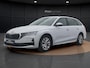 Skoda Octavia Combi 1.5 TSI First Edition | Carplay | Trekhaak | Camera | Elek Achterklep | Keyless | Cruise Control |
