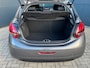 Peugeot 208 1.2 PureTech Signature / Navi / Nap