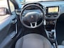 Peugeot 208 1.2 PureTech Signature / Navi / Nap