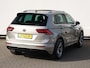 Volkswagen Tiguan 1.5 TSI ACT R-Line 150PK DSG | Led | Panoramadak | Trekhaak | Stoelverwarming | Camera | 1e eigenaar