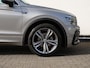 Volkswagen Tiguan 1.5 TSI ACT R-Line 150PK DSG | Led | Panoramadak | Trekhaak | Stoelverwarming | Camera | 1e eigenaar