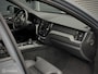 Volvo XC60 2.0 B5 R-Design Dark 360° / Pano / 22 Inch / vol!