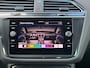 Volkswagen Tiguan 1.5 TSI (150pk) 3x R-Line automaat - schuif-/kanteldak