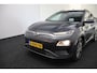 Hyundai Kona Electric EV Fashion 64 kWh 3- Fase SOH 96,0% | Warmtepomp | Camera | Navigatie | Head-Up Display