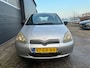 Toyota Yaris 1.0-16V VVT-i Sol / Airco / incl afleverbeurt.