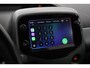 Toyota Aygo 1.0 VVT-i x-joy | Elektrisch vouwdak | Apple Carplay / Android Auto | Clima | Camera | 15 inch | Bluetooth | Privacy glas