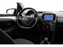 Toyota Aygo 1.0 VVT-i x-joy | Elektrisch vouwdak | Apple Carplay / Android Auto | Clima | Camera | 15 inch | Bluetooth | Privacy glas