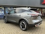 Nissan Qashqai 1.3 MHEV Xtronic N-Connecta Nieuw uit voorraad leverbaar | Automaat | Draadloze telefoonlader | Panoramadak | Parkeersensoren voor- en achter | Climate Control | Fabrieksgarantie