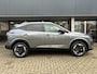 Nissan Qashqai 1.3 MHEV Xtronic N-Connecta Nieuw uit voorraad leverbaar | Automaat | Draadloze telefoonlader | Panoramadak | Parkeersensoren voor- en achter | Climate Control | Fabrieksgarantie
