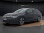 Volkswagen Golf Variant 1.5 eTSI R-Line Business | Head up Display | Camera | ACC | Elek Achterklep | Stuur-/Stoelverwarming | 18'' |