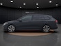 Volkswagen Golf Variant 1.5 eTSI R-Line Business | Head up Display | Camera | ACC | Elek Achterklep | Stuur-/Stoelverwarming | 18'' |