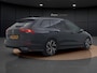 Volkswagen Golf Variant 1.5 eTSI R-Line Business | Head up Display | Camera | ACC | Elek Achterklep | Stuur-/Stoelverwarming | 18'' |