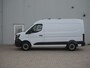 Renault Master T35 2.0 dCi 130 L2H2 Advance *NIEUW!* - Incl. Volledige betimmering & Trekhaak! - All Seasonbanden - Achteruitrijcamera - Stoelverwarming - Cuise Control