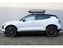 Volvo EX30 Cross Country Twin Motor Performance Ultra 69 kWh | Optioneel Experience Pack | Panoramadak | Premium audio by Harman Kardon | Climate Pack | Elektrisch verstelbare voorstoelen | 18 inch lichtmetalen velgen met off road banden
