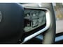 Volvo EX30 Cross Country Twin Motor Performance Ultra 69 kWh | Optioneel Experience Pack | Panoramadak | Premium audio by Harman Kardon | Climate Pack | Elektrisch verstelbare voorstoelen | 18 inch lichtmetalen velgen met off road banden