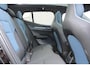 Volvo EX30 Cross Country Twin Motor Performance Ultra 69 kWh | Optioneel Experience Pack | Panoramadak | Premium audio by Harman Kardon | Climate Pack | Elektrisch verstelbare voorstoelen | 18 inch lichtmetalen velgen met off road banden