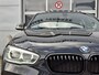 BMW 1-Serie 118i Corporate Lease High Executive | Navigatie | LM Velgen 17" | Elektrisch Glazen Panoramadak | Voorstoelen Verwarmd | M-Sportpakket | Cruise Control | Airco |