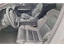Volvo V60 2.0 B3 R-Design | Adaptive cruise control | Stoel- en stuurverwarming | Parkeersensoren voor + achter | Achteruitrijcamera | Navigatie | Actieve LED koplampen | Apple Carplay / Android Auto | Draadloze telefoonlader | Getint glas | LED mistlampen |