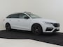 Skoda Octavia Combi RS iV 245pk | Panorama dak | Head up display | Canton audio | Leder/stof bekleding | Dodehoekdetectie | Adaptief cruise control | Navigatie | Stuur+Stoel&bankverwarming | 18"LMV
