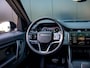 Land Rover Discovery Sport P300e 1.5 R-Dynamic SE | Adapt. Cruise | Stoelverwarming | Blackpack | Facelift | Panorama dak | 360° camera | 20"