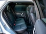 Land Rover Discovery Sport P300e 1.5 R-Dynamic SE | Adapt. Cruise | Stoelverwarming | Blackpack | Facelift | Panorama dak | 360° camera | 20"