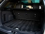Land Rover Discovery Sport P300e 1.5 R-Dynamic SE | Adapt. Cruise | Stoelverwarming | Blackpack | Facelift | Panorama dak | 360° camera | 20"