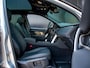 Land Rover Discovery Sport P300e 1.5 R-Dynamic SE | Adapt. Cruise | Stoelverwarming | Blackpack | Facelift | Panorama dak | 360° camera |