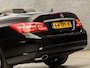 Mercedes-Benz E-klasse 200 CGI Elegance 184Pk Automaat (NAVIGATIE, NEKVERWARMING, HARMAN/KARDON, LEDER, XENON, CAMERA, NIEUWE APK, NIEUWSTAAT)