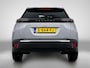 Peugeot 2008 SUV Style 100pk | Navigatie | Achteruitrijcamera | Climate Control | Cruise Control | Parkeersensoren | Led koplampen | Apple Carplay / Android Auto | Bluetooth | DAB+ radio | Elektrisch inklapbare spiegels | Donker getint glas | 16" lichtmetalen velgen |