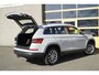 Skoda Kodiaq 1.5 TSI 150PK! Business Edition BJ2021 Lmv 18" | Led V+A | Pdc | Keyless entry | Trekhaak | Elek. achterklep | App-Connect | Navi | Dashboard verlichting | Climate control | Cruise control | Getint glas