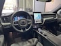 Volvo XC60 T6 Plug-in hybrid Plus Black Edition | Trekhaak | Panoramadak | Head-Up | 360 Camera | Stoel+Stuurverwarming | 21 Inch