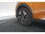 Peugeot e-2008 EV Allure Pack 50 kWh | 3 Fase Laadfunctie | Parkeersensoren | Apple Carplay | Climate Control