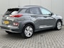 Hyundai Kona Electric EV Premium 64 kWh / Navigatie / Lederen Bekleding / Electrische stoelverstelling / Stoel verwarming en verkoeling /
