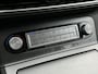 Hyundai Kona Electric EV Premium 64 kWh / Navigatie / Lederen Bekleding / Electrische stoelverstelling / Stoel verwarming en verkoeling /