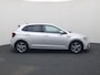 Volkswagen Polo 1.0 TSI 95pk R-Line · Navigatie · Apple/Android Car Play · Camera + Parkeersensoren · Garantie t/m 10-07-2027 of 100000km.