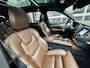 Volvo XC90 2.0 T8 | AWD | Inscription | Blackline | Panodak | Luchtvering | Trekhaak | Bower & Wilkins | 21" Wielen | Head Up | Keyless | Marge
