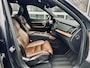 Volvo XC90 2.0 T8 | AWD | Inscription | Blackline | Panodak | Luchtvering | Trekhaak | Bower & Wilkins | 21" Wielen | Head Up | Keyless | Marge