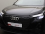 Audi Q4 e-tron 40 S Line 150kW/204PK S edition · Leder · Trekhaak · Camera + Parkeersensoren