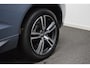 Volvo XC60 T8 408pk AUT8 Twin Engine AWD Inscription Luchtvering/ Trekhaak 2100kg/ Adapt. Cruise/ Pano/ Stoelverw v+a/ enz...