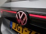 Volkswagen Tiguan 1.5 eHybrid R-Line Edition 204 PK| Origineel Nederlands | 1e Eigenaar | Panoramadak | Trekhaak | Navigatie | Stoelverwarming | Stuurwielverwarming | Achterklep Elektriisch | Dodehoekdetectie