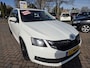 Skoda Octavia Combi 1.0 TSI Greentech Ambition Business NETTE AUTO RIJDT EN SCHAKELT GOED