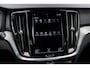 Volvo V60 2.0 B3 Plus Dark | Lederen Bekleding | Sportstoelen | Parkeer Camera | Parkeersensoren Voor en Achter | Donker Glas | Navigatie | Keyless Entry | DAB |