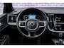 Volvo V60 2.0 B3 Plus Dark | Lederen Bekleding | Sportstoelen | Parkeer Camera | Parkeersensoren Voor en Achter | Donker Glas | Navigatie | Keyless Entry | DAB |
