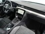 Volkswagen Passat Variant 1.5 TSI R-Line Business + | Carplay | IQ Matrix | Trekhaak | Camera |