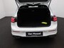 Volkswagen Golf 1.5 eTSI R-LINE | PANORAMADAK | BLACK OPTIEK | 18 INCH LICHTMETALEN VELGEN | STUUR & STOELVERWARMING | DODE HOEK ASSISTENTIE | APPLE CAR PLAY