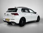 Volkswagen Golf 1.5 eTSI R-LINE | PANORAMADAK | BLACK OPTIEK | 18 INCH LICHTMETALEN VELGEN | STUUR & STOELVERWARMING | DODE HOEK ASSISTENTIE | APPLE CAR PLAY