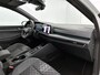 Volkswagen Golf 1.5 eTSI R-LINE | PANORAMADAK | BLACK OPTIEK | 18 INCH LICHTMETALEN VELGEN | STUUR & STOELVERWARMING | DODE HOEK ASSISTENTIE | APPLE CAR PLAY