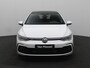 Volkswagen Golf 1.5 eTSI R-LINE | PANORAMADAK | BLACK OPTIEK | 18 INCH LICHTMETALEN VELGEN | STUUR & STOELVERWARMING | DODE HOEK ASSISTENTIE | APPLE CAR PLAY